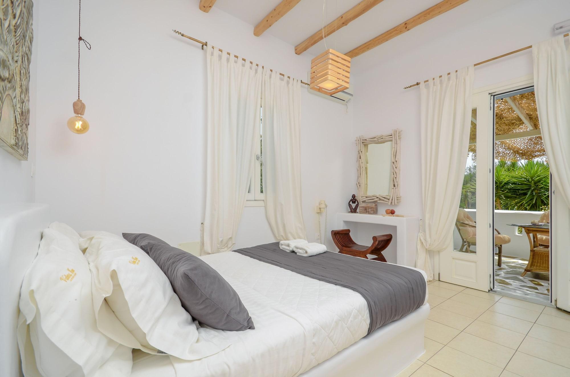 Valena Mare Suites & Apartments Plaka  Exterior photo